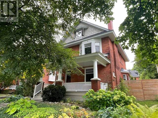 195 GLEBE AVENUE Ottawa Ontario, K1S 2C6 - 6 Bedrooms Home For Sale