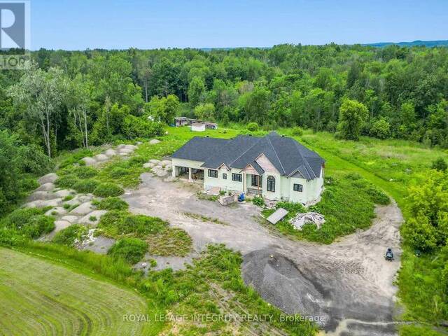 1695 OLD MONTREAL ROAD Ottawa Ontario, K4C 1G7 - 4 Bedrooms Home For Sale