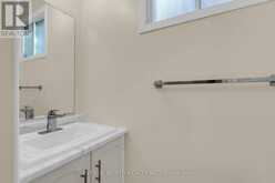 23 BLUEGRASS DRIVE | Ottawa Ontario | Slide Image Nine