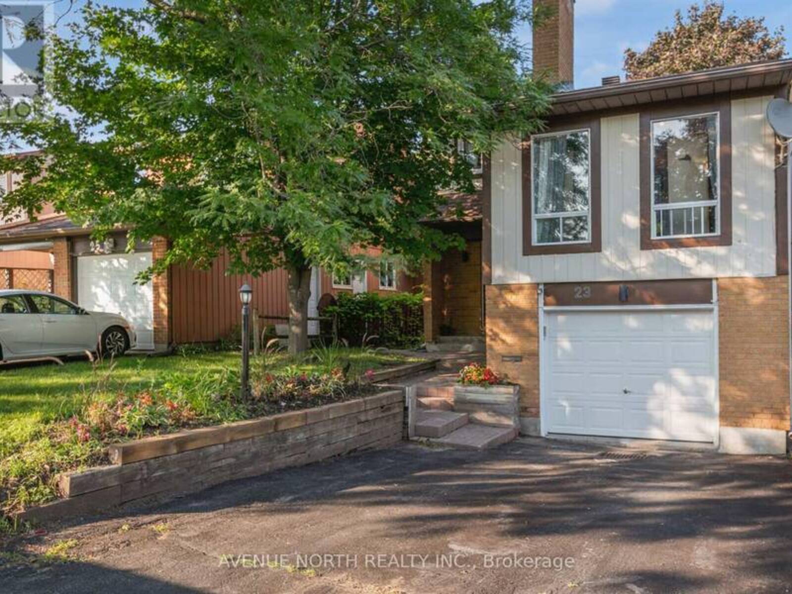 23 BLUEGRASS DRIVE, Ottawa, Ontario K2M 1G2