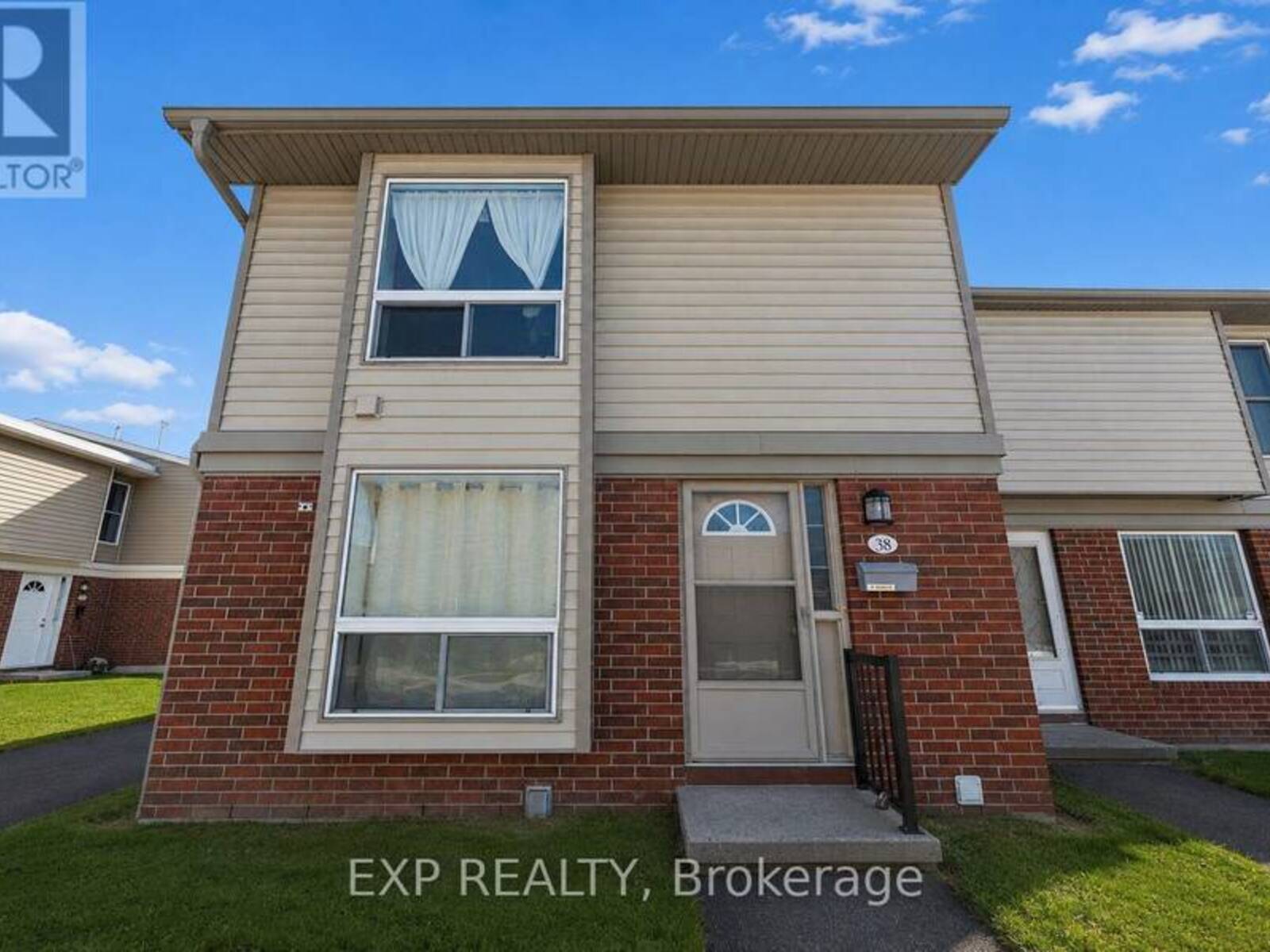 38 - 820 CAHILL DRIVE W, Ottawa, Ontario K1V 9K4