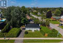 109 MEADOWLANDS DRIVE W | Ottawa Ontario | Slide Image Thirteen