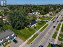 109 MEADOWLANDS DRIVE W | Ottawa Ontario | Slide Image Sixteen
