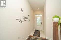 942 SEAGRAVE LANE | Ottawa Ontario | Slide Image Three