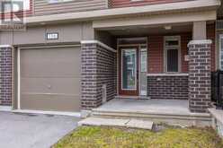 136 LANCELEAF WAY | Ottawa Ontario | Slide Image Three