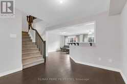 136 LANCELEAF WAY | Ottawa Ontario | Slide Image Nine