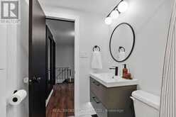 1807 AXMINSTER COURT | Ottawa Ontario | Slide Image Nineteen