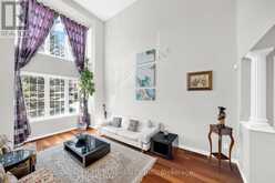 596 ANJANA CIRCLE | Ottawa Ontario | Slide Image Six