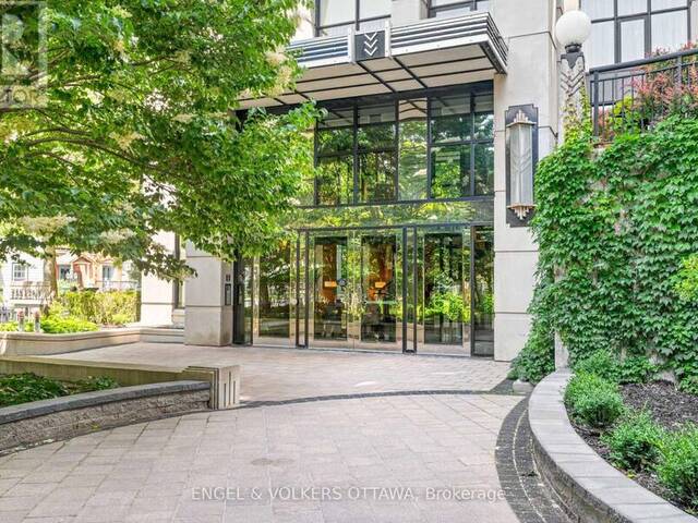 711 - 235 KENT STREET Ottawa Ontario, K2P 1Z9 - 2 Bedrooms Condo For Sale
