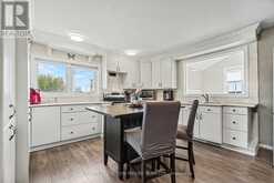 2147 MER BLEUE ROAD | Ottawa Ontario | Slide Image Twelve