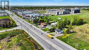 2147 MER BLEUE ROAD | Ottawa Ontario | Slide Image Thirty-two