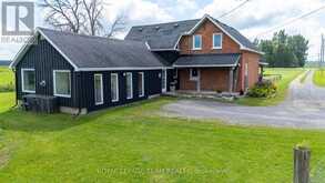 3570 DUNROBIN ROAD | Ottawa Ontario | Slide Image Four