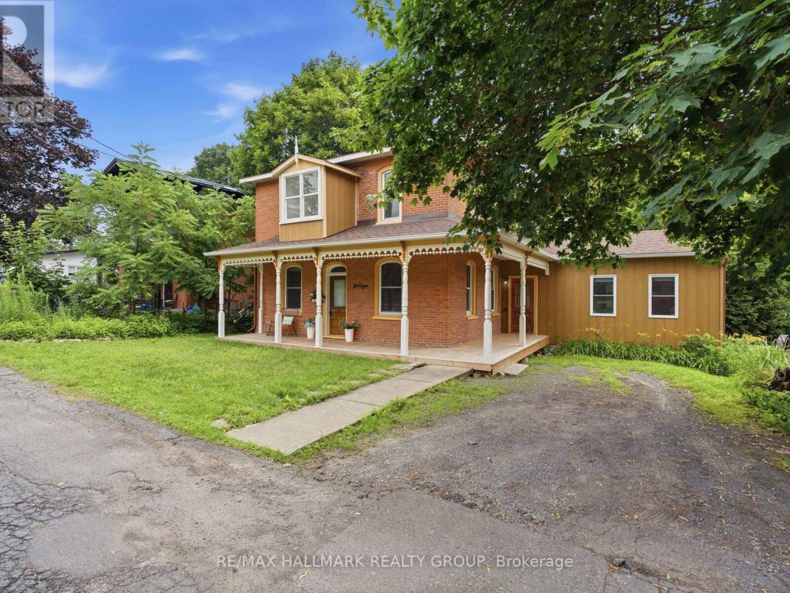 71 UNION STREET, Champlain, Ontario K0B 1R0