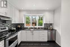 9 MARCO LANE | Ottawa Ontario | Slide Image Nine