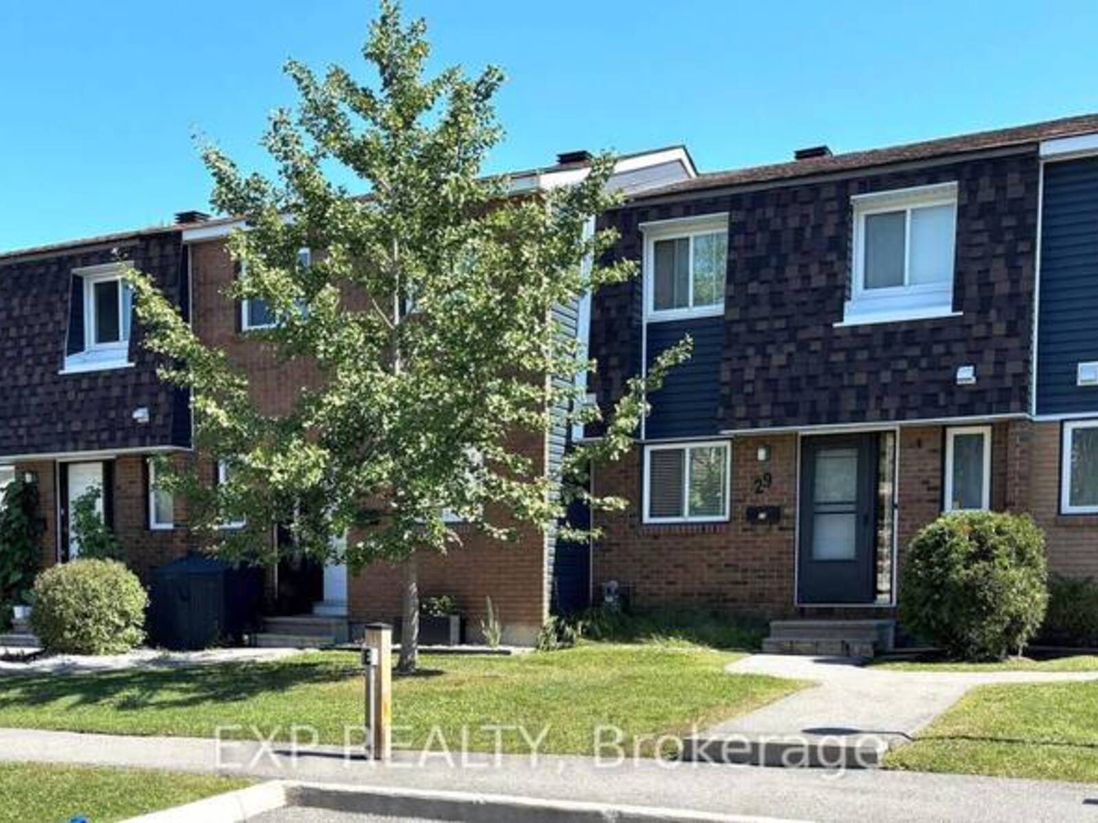 10 - 41 PIXLEY PRIVATE, Ottawa, Ontario K1G 4C3