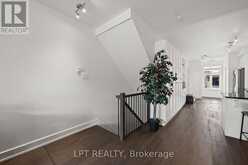21 BERGERON PRIVATE | Ottawa Ontario | Slide Image Twenty-five