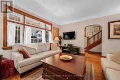 425 BESSERER STREET | Ottawa Ontario | Slide Image Ten