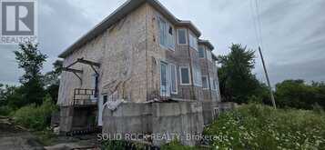 6758 ROCQUE STREET | Ottawa Ontario | Slide Image Three