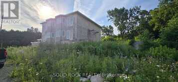 6758 ROCQUE STREET | Ottawa Ontario | Slide Image Four