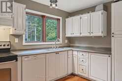201 MOORHEAD DRIVE | Fitzroy Ontario | Slide Image Sixteen