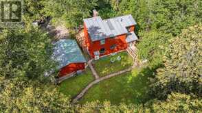 201 MOORHEAD DRIVE | Fitzroy Ontario | Slide Image Nine