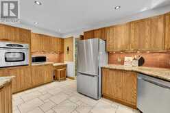 7 MID PINES GROVE | Ottawa Ontario | Slide Image Ten