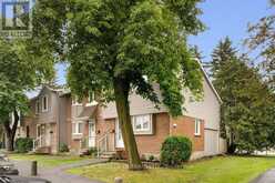 1699E LAMOUREUX DRIVE | Ottawa Ontario | Slide Image Thirty-two