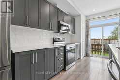 512 PROMINENCE WAY | Ottawa Ontario | Slide Image Nine