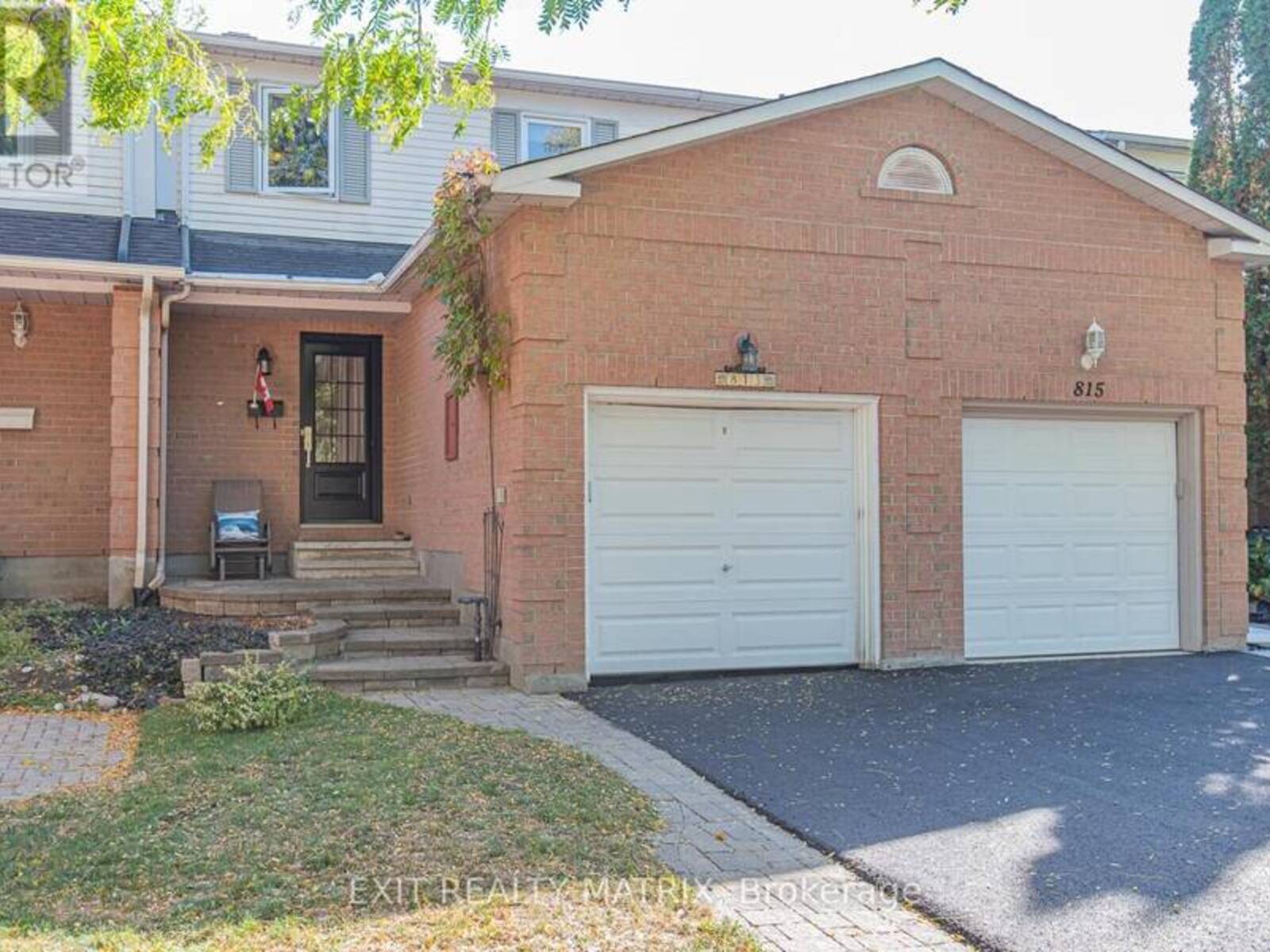 813 CLEARCREST CRESCENT, Ottawa, Ontario K4A 3E8