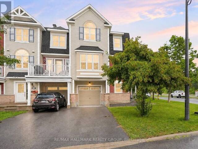 588 FOXLIGHT CIRCLE Ottawa Ontario, K2M 0L9 - 2 Bedrooms Home For Sale