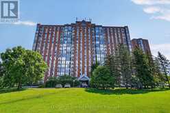704 - 2759 CAROUSEL CRESCENT | Ottawa Ontario | Slide Image One