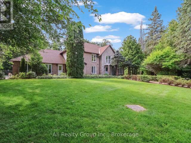 4 ROYAL COUNTY DOWNS Ottawa Ontario, K2R 1C2 - 6 Bedrooms Home For Sale