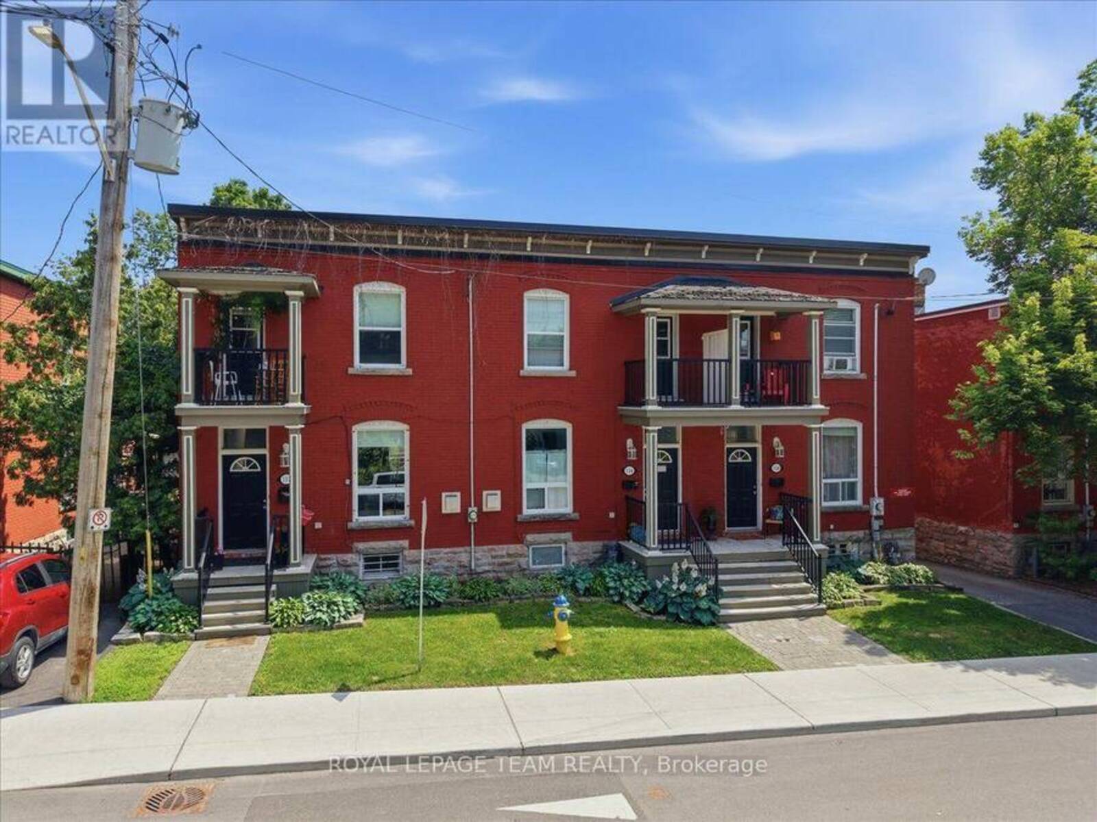 136 ELM STREET, Ottawa, Ontario K1R 6N5