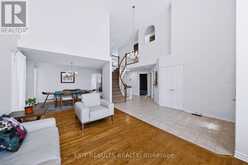 5B KEMP DRIVE | Ottawa Ontario | Slide Image Five