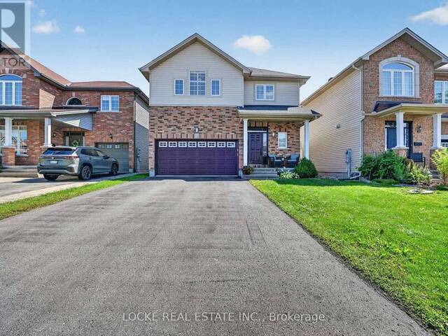 196 FELICITY CRESCENT Ottawa Ontario, K1W 0C2 - 4 Bedrooms Home For Sale