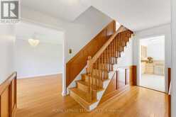115 BEAVER RIDGE | Ottawa Ontario | Slide Image Three