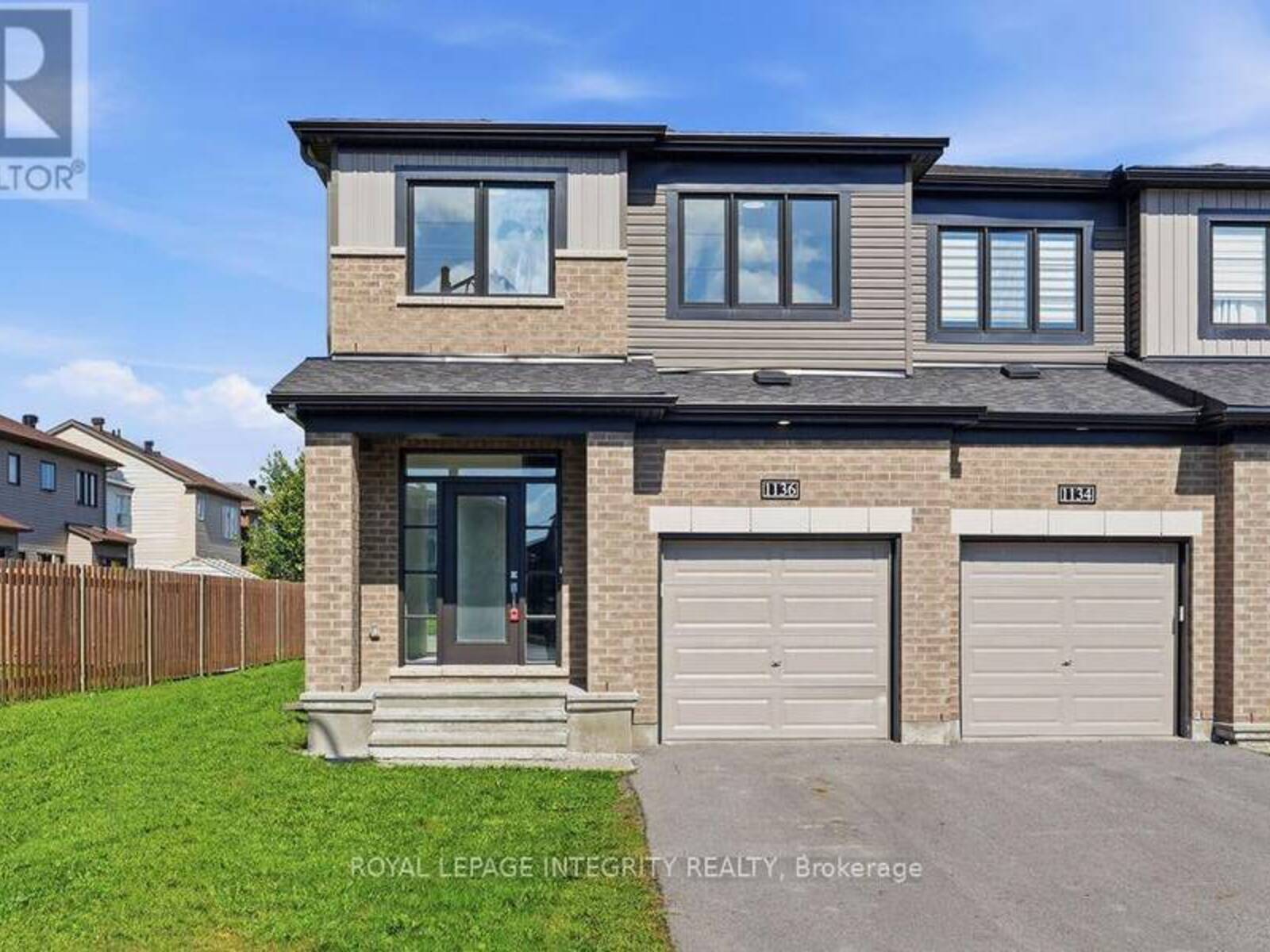 1136 SPEEDVALE COURT, Ottawa, Ontario K2T 0H9