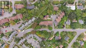 9 - 2960 PENNY DRIVE | Ottawa Ontario | Slide Image Thirty