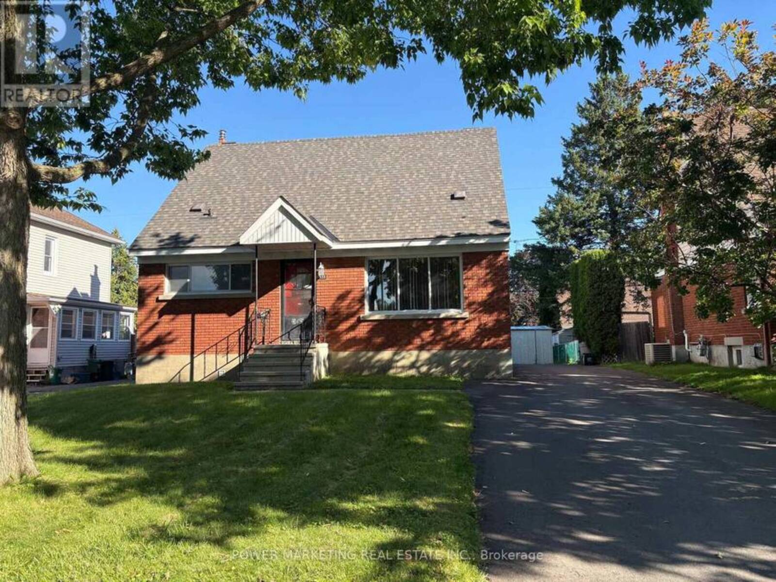 535 DUNBRACK STREET, Ottawa, Ontario K1K 1J4