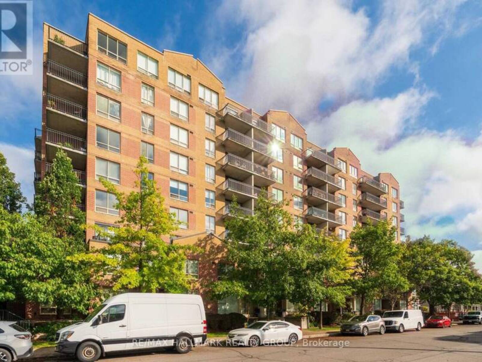 616 - 45 HOLLAND AVENUE, Ottawa, Ontario K1Y 4S3