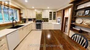192 CLARCHRIS ROAD | Perth Ontario | Slide Image Six