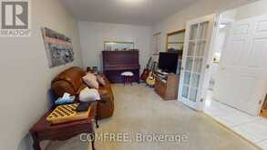 115 RESURRECTION DRIVE | Kitchener Ontario | Slide Image Five