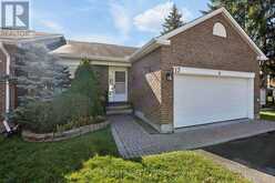 17 PINE NEEDLES COURT | Ottawa Ontario | Slide Image One