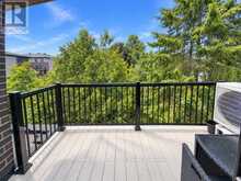 13 - 400 C ROLLING MEADOW CRESCENT | Ottawa Ontario | Slide Image Eleven