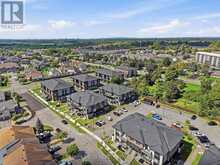 13 - 400 C ROLLING MEADOW CRESCENT | Ottawa Ontario | Slide Image Twenty-three