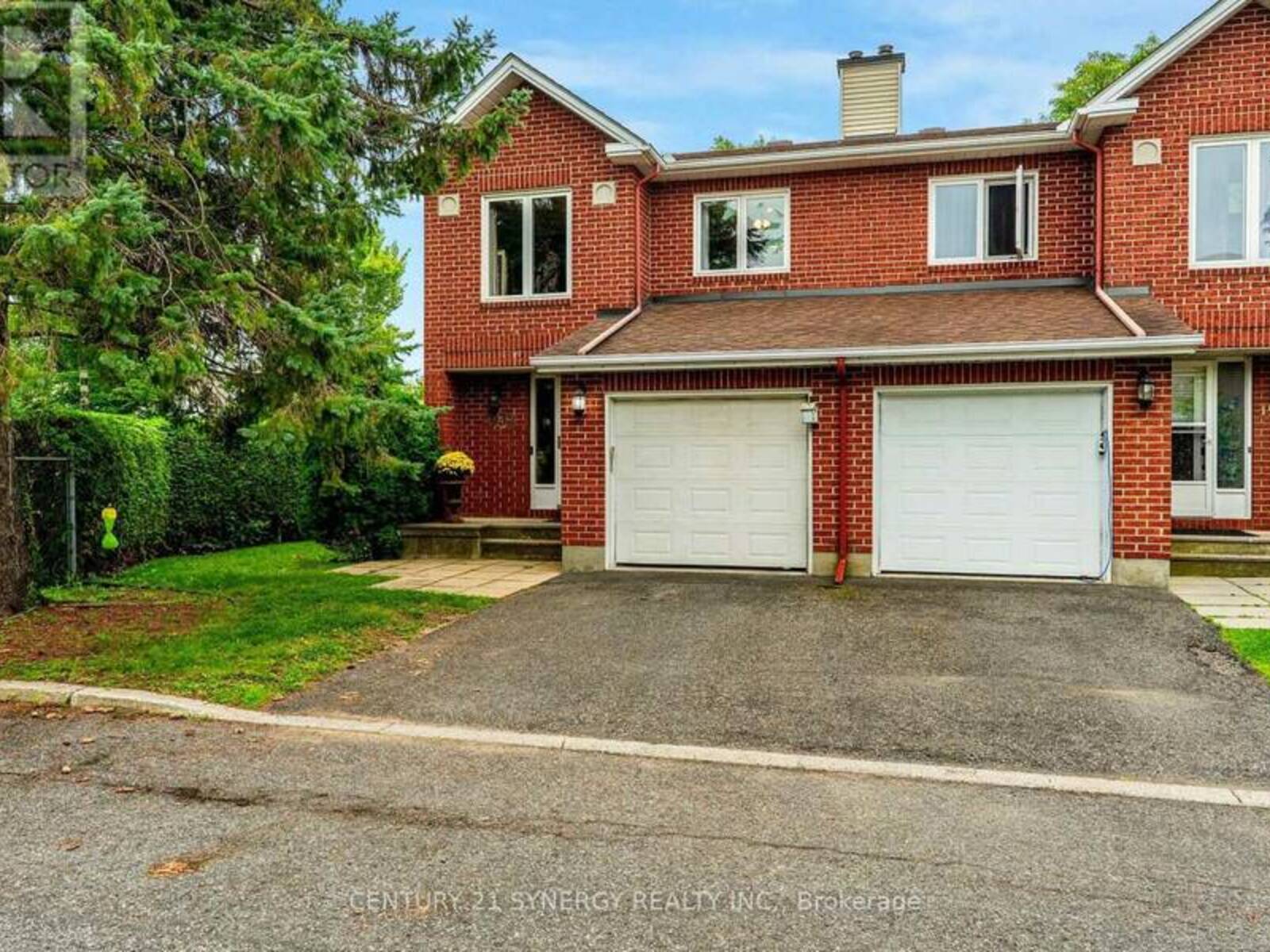 1932 ASHMONT STREET, Ottawa, Ontario K1C 7B9