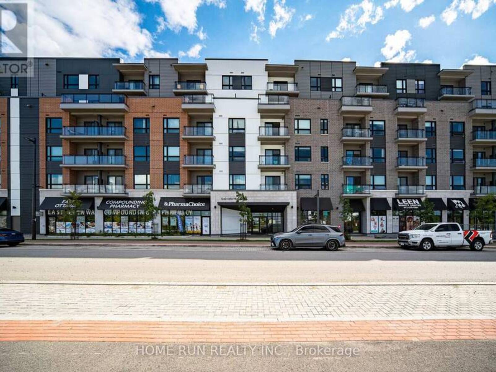 320 - 1350 HEMLOCK ROAD, Ottawa, Ontario K1K 5C2