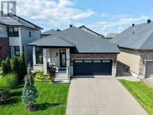 729 CARNELIAN CRESCENT | Ottawa Ontario | Slide Image One
