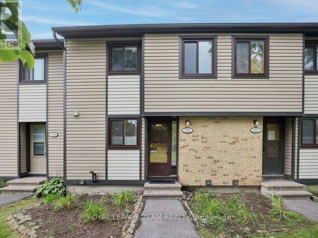 6801 BILBERRY DRIVE Ottawa Ontario, K1C 2E8 - 3 Bedrooms Condo For Sale