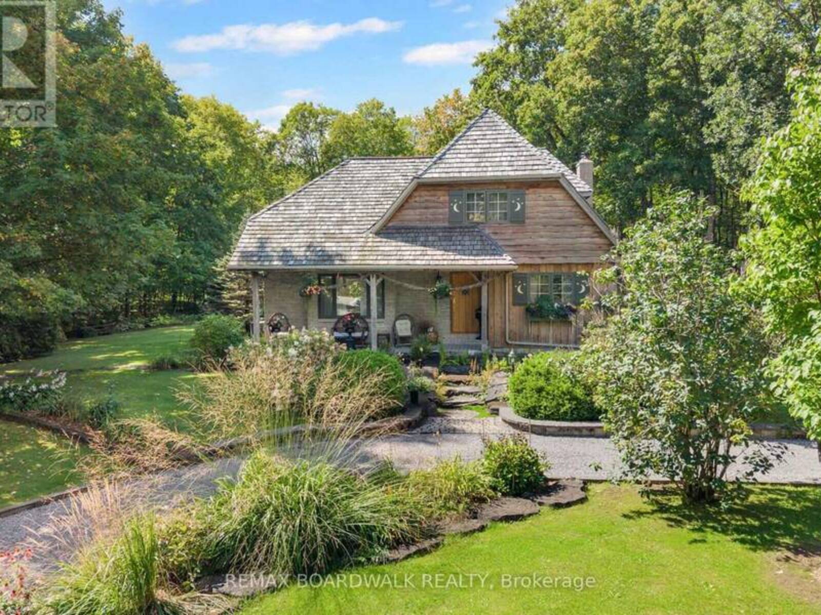 431 GOLDEN LINE ROAD, Almonte, Ontario K0A 1A0